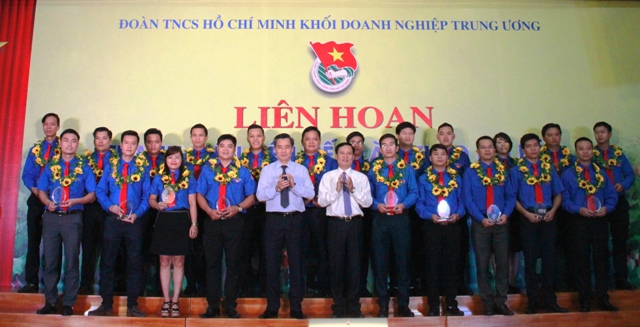 Liên hoan thanh niên tiên tiến làm theo lời Bác Khối Doanh nghiệp Trung ương lần thứ IV